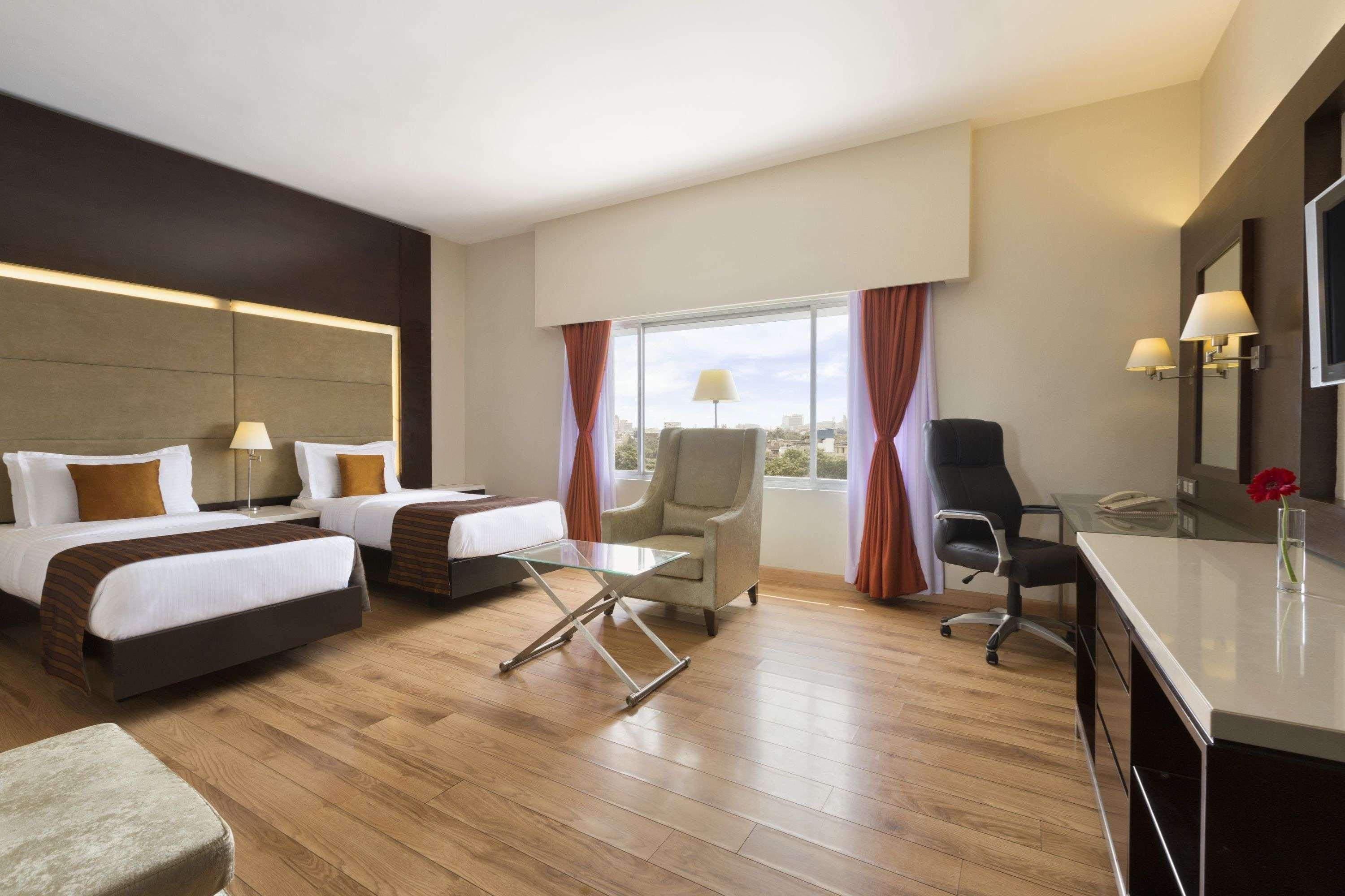 Ramada Chennai Egmore Exterior photo