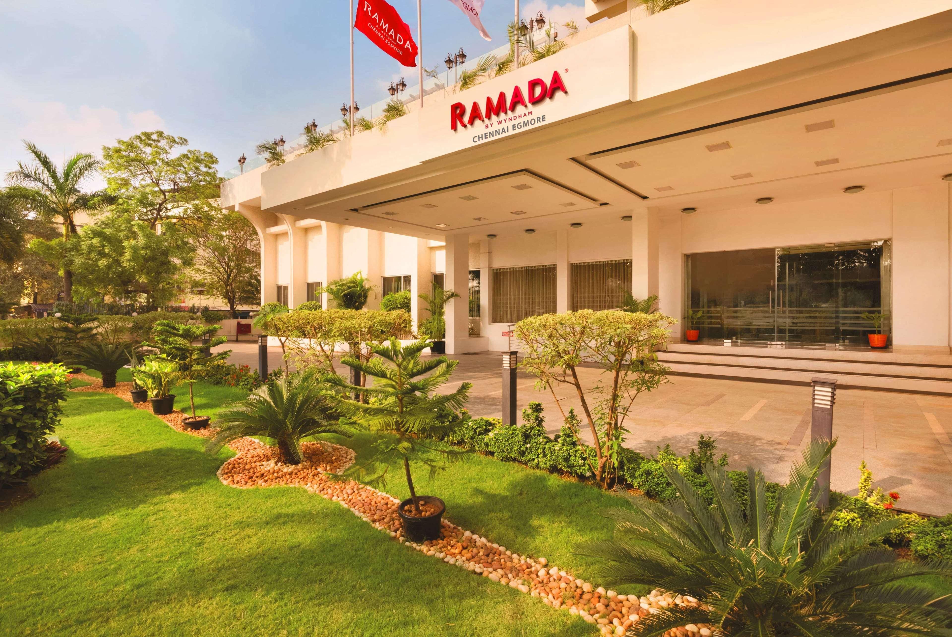 Ramada Chennai Egmore Exterior photo