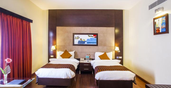 Ramada Chennai Egmore Exterior photo