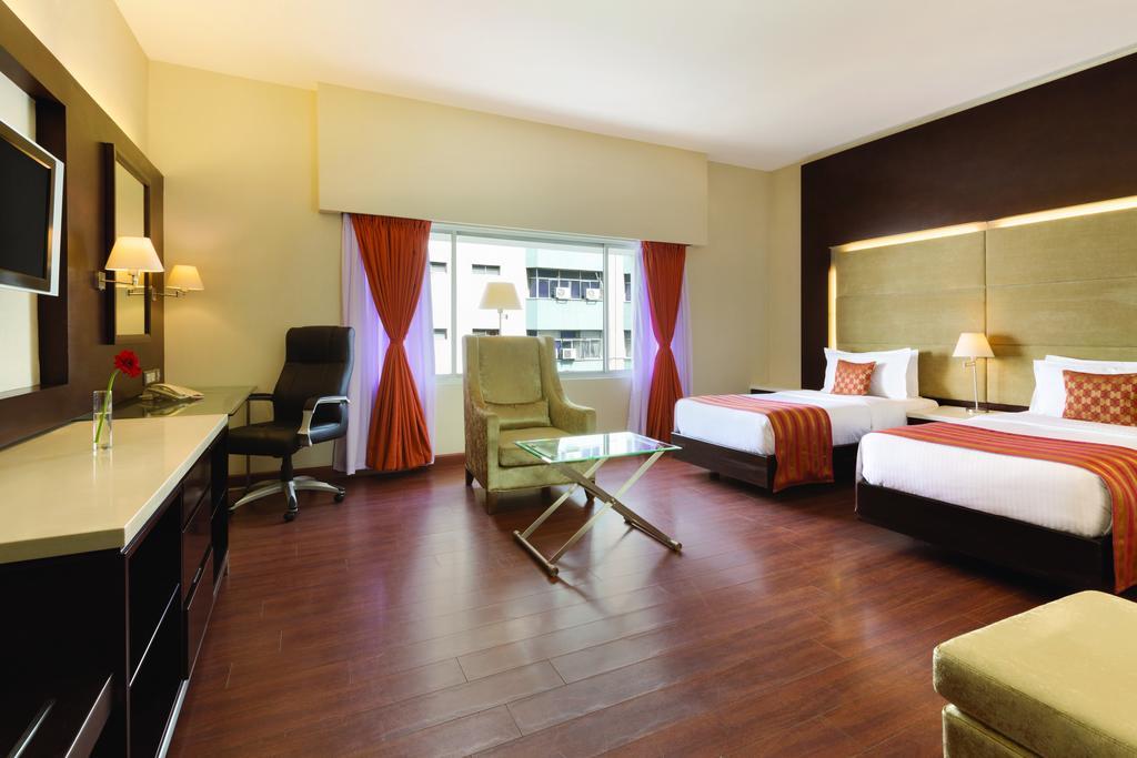 Ramada Chennai Egmore Exterior photo