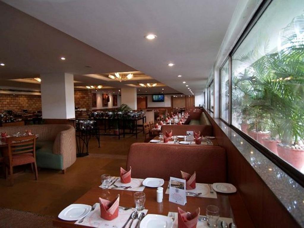 Ramada Chennai Egmore Exterior photo