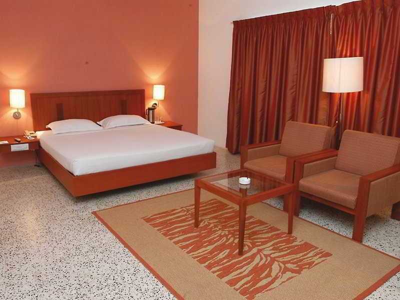Ramada Chennai Egmore Exterior photo